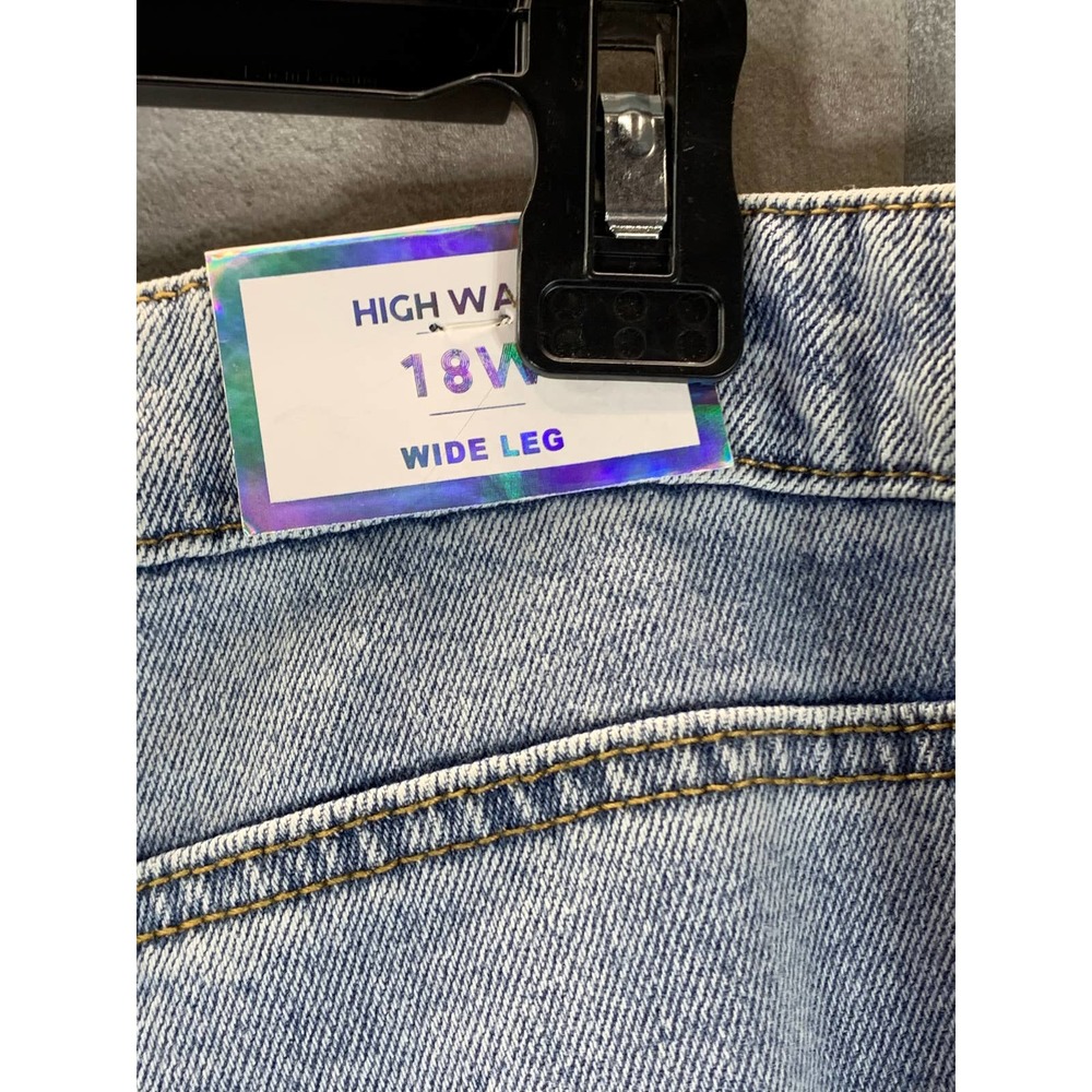 Tinseltown Junior's Plus Medium Wash High-Rise Distressed Wide-Leg Jeans SZ 18W - Picture 12 of 13